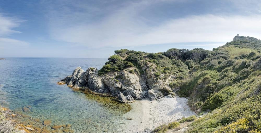 Hotel Helios & Spa - Ile Des Embiez ซิ-ฟูร์-เล-ปลาจ ภายนอก รูปภาพ