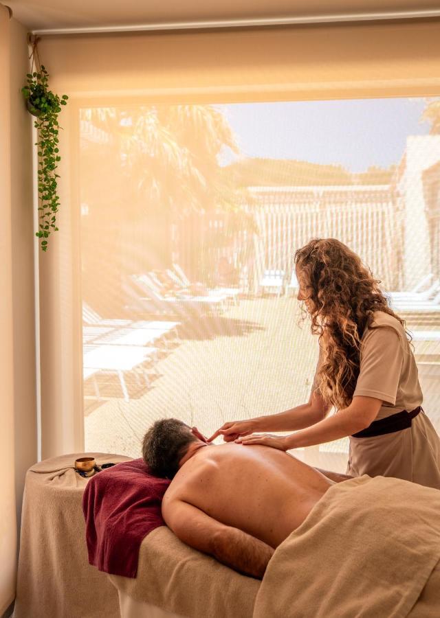 Hotel Helios & Spa - Ile Des Embiez ซิ-ฟูร์-เล-ปลาจ ภายนอก รูปภาพ