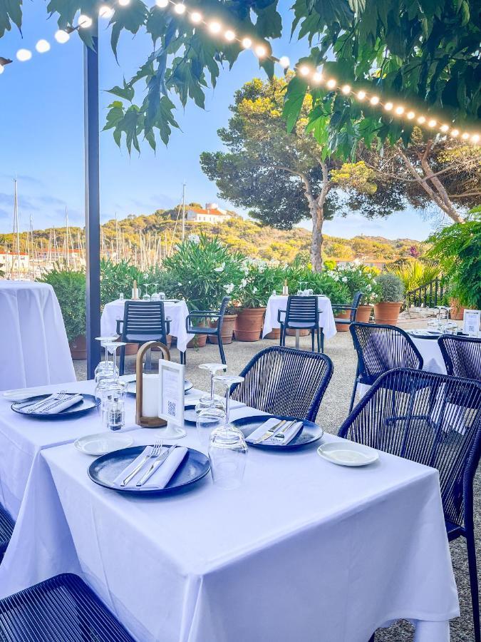Hotel Helios & Spa - Ile Des Embiez ซิ-ฟูร์-เล-ปลาจ ภายนอก รูปภาพ