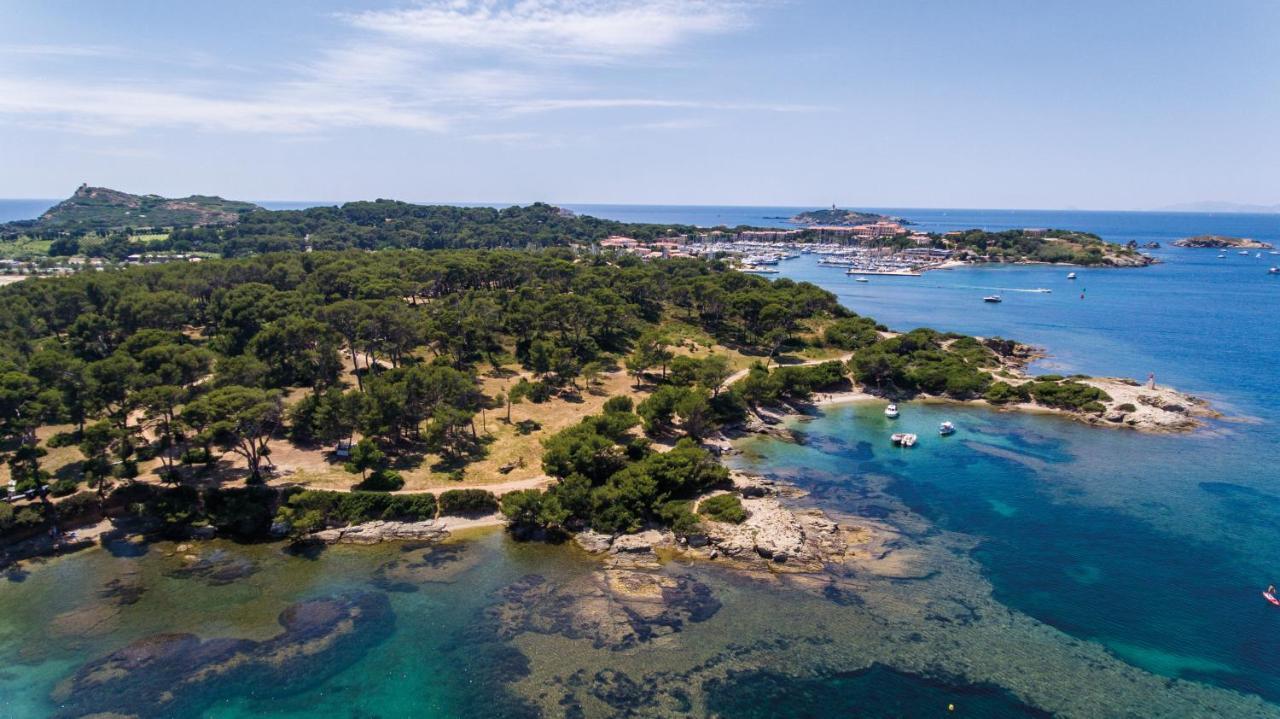 Hotel Helios & Spa - Ile Des Embiez ซิ-ฟูร์-เล-ปลาจ ภายนอก รูปภาพ