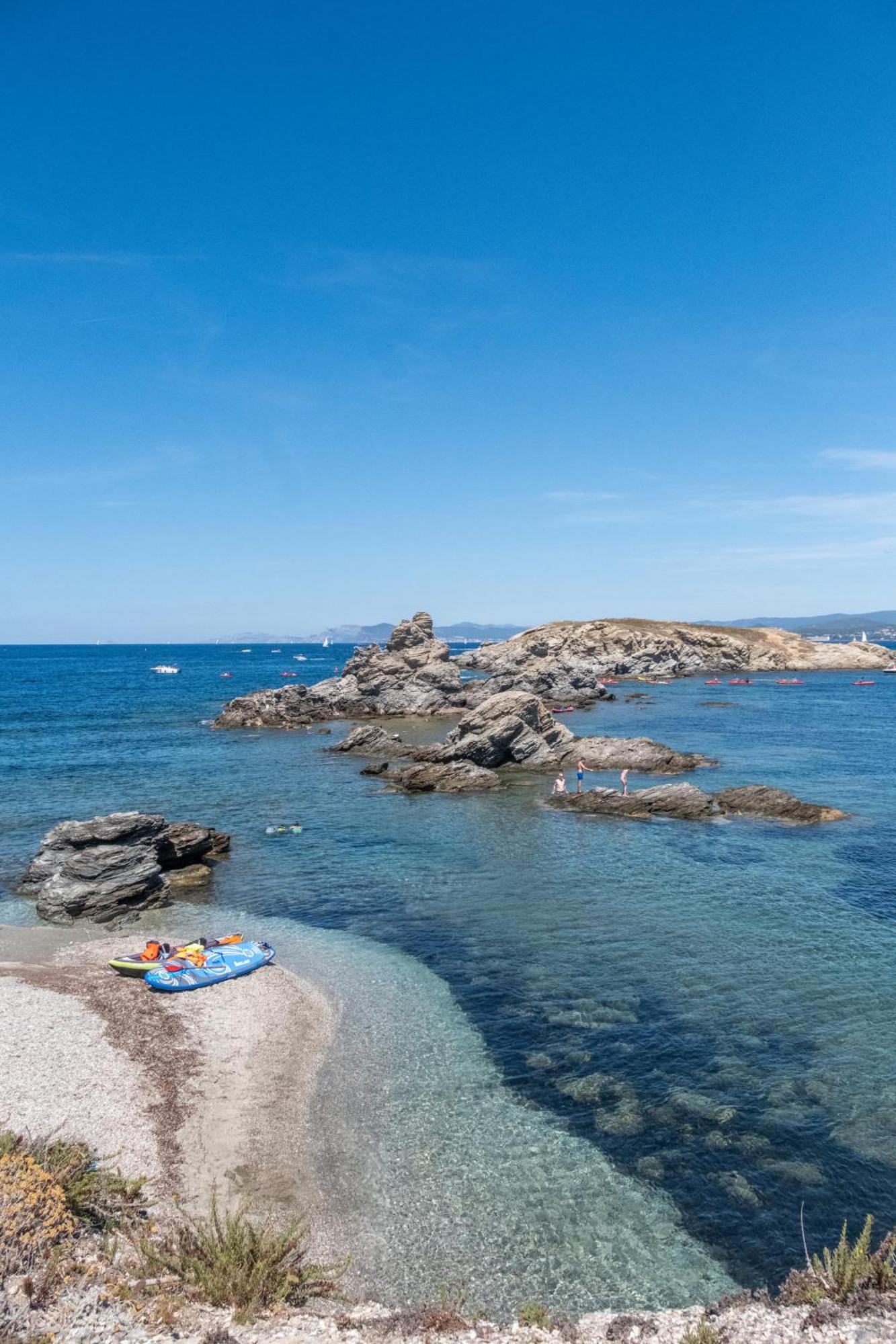 Hotel Helios & Spa - Ile Des Embiez ซิ-ฟูร์-เล-ปลาจ ภายนอก รูปภาพ
