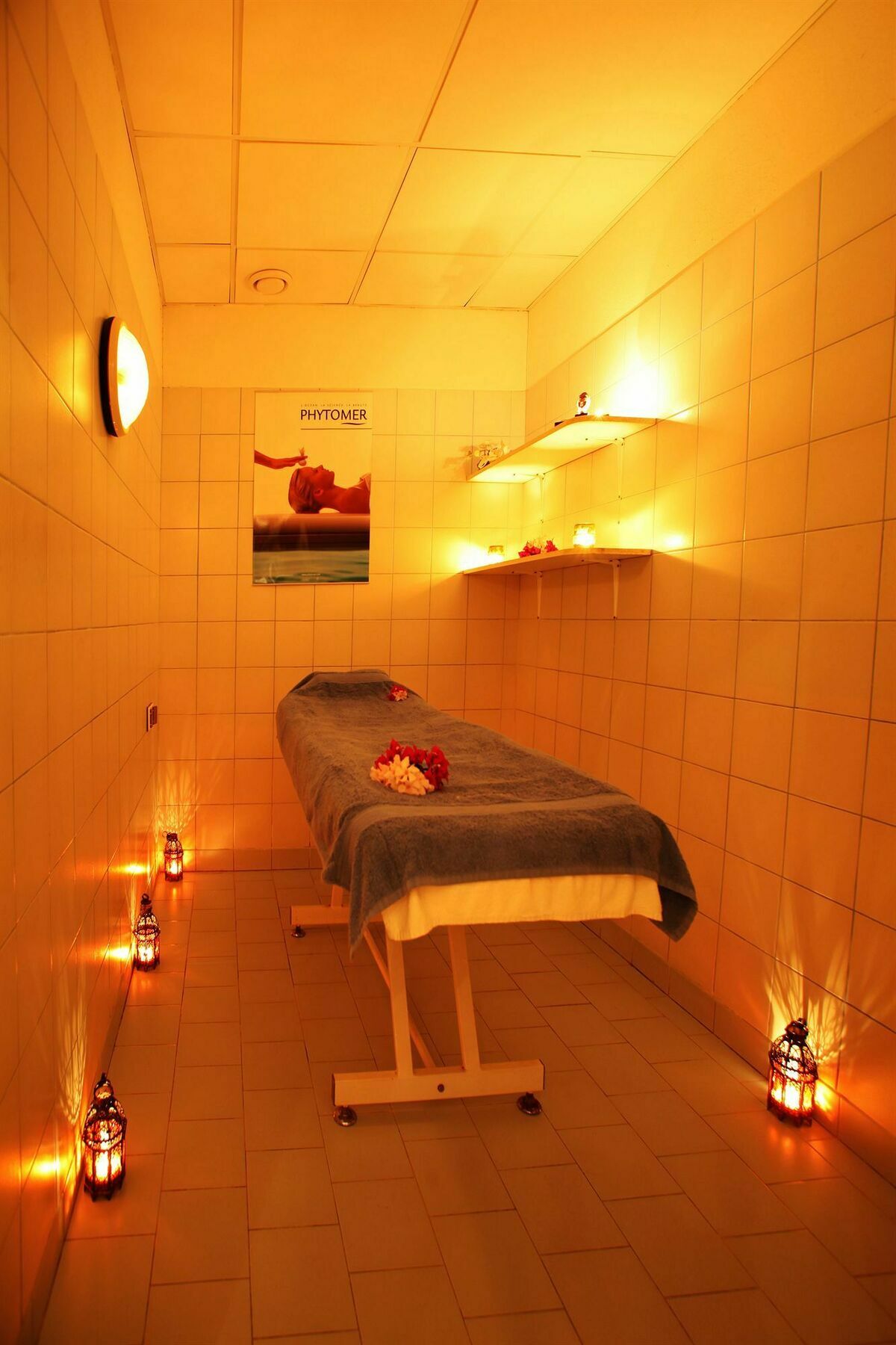 Hotel Helios & Spa - Ile Des Embiez ซิ-ฟูร์-เล-ปลาจ ภายนอก รูปภาพ